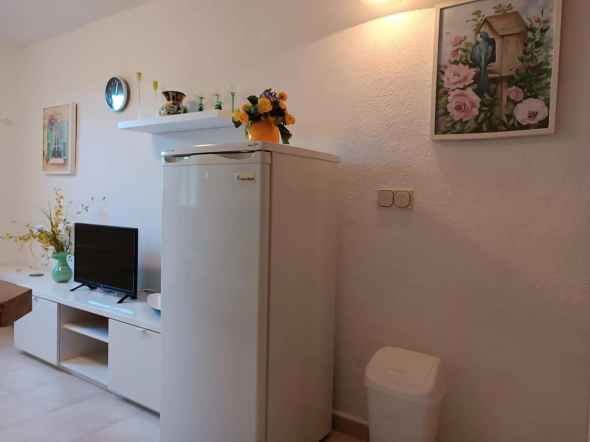 טורבייחה Quaint Ground Floor Apartment With Pool Lb1 מראה חיצוני תמונה